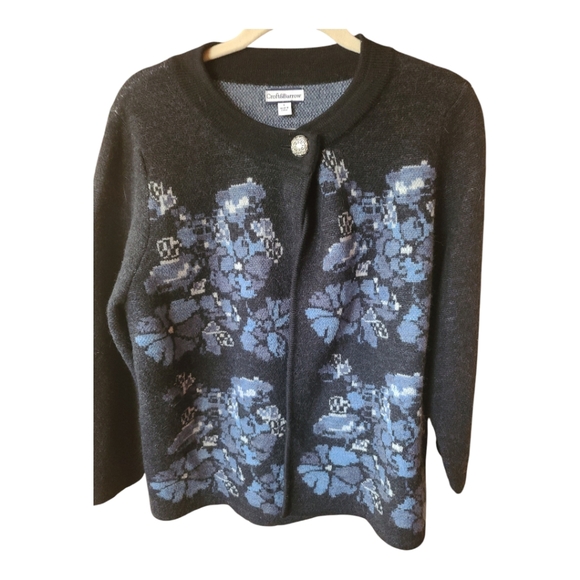 EUC Woman's L Croft & Barrow 100% warm wool cardigan - Picture 2 of 12